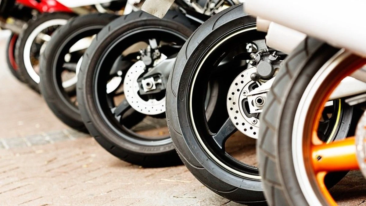 Neumáticos moto con descuento hasta el 40%